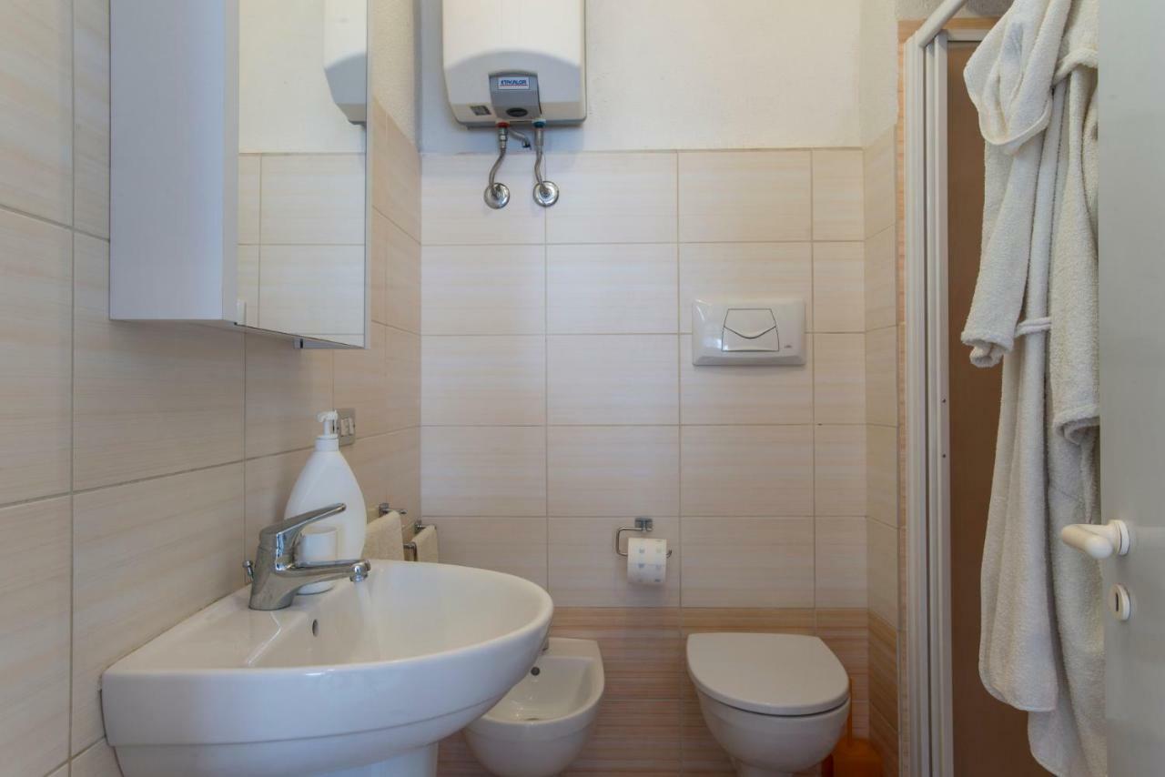 La Casa Nell'Acqua Apartment Otranto Bagian luar foto